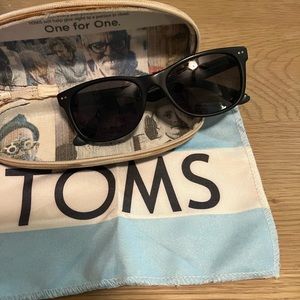 TOMS sunglasses
